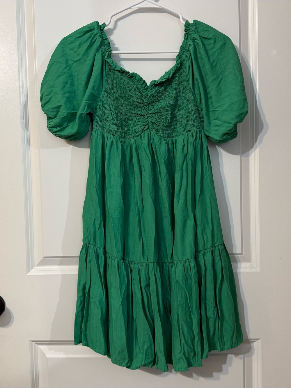 A calin by Flying Tomato Smocked Puff Sleeve Tiered Dress Green Size Large